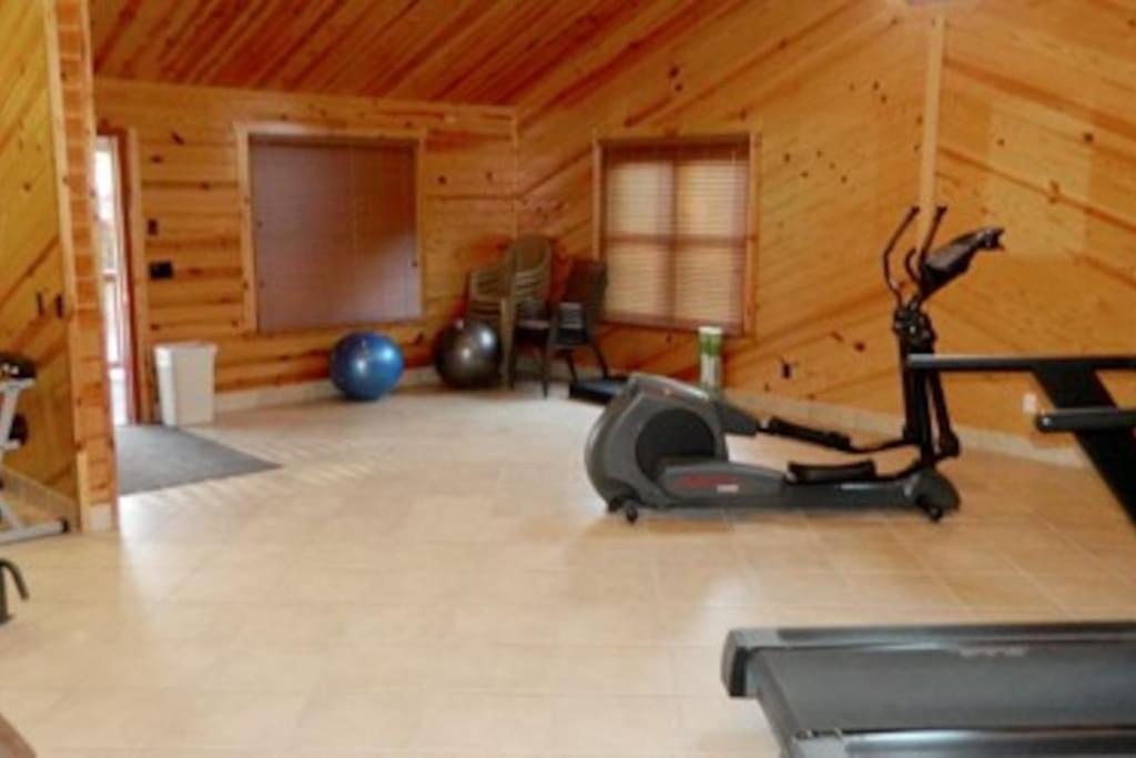 Smokiesboutiquecabins Would Love To Host You At Dolly'S Cute Cabin! 4 Suites With Private Bathrooms - Hot Tub, Fire Pit, Game Room, Resort Pool Open Memorial Day Through Labor Day! Gatlinburg Exterior foto