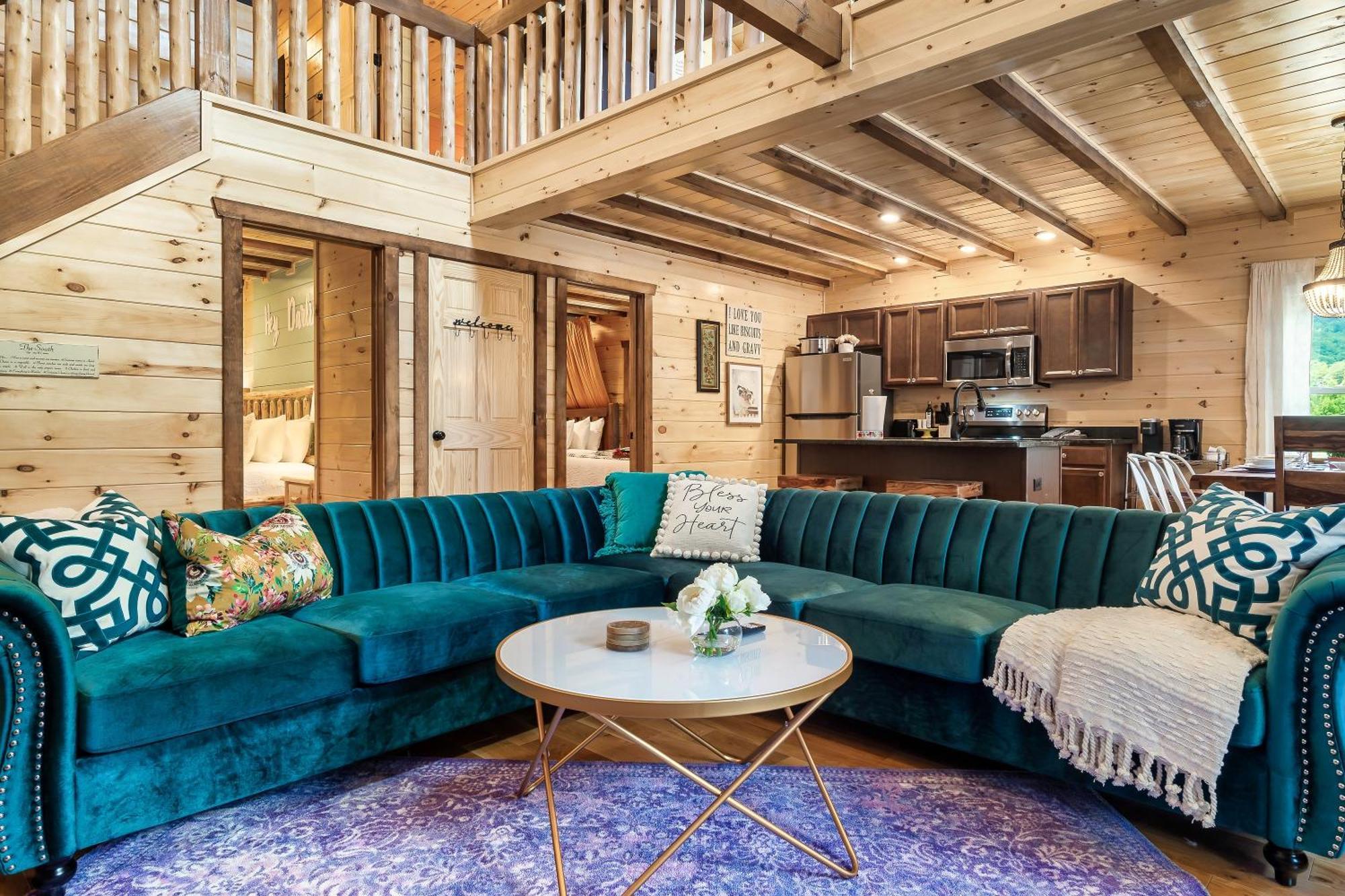 Smokiesboutiquecabins Would Love To Host You At Dolly'S Cute Cabin! 4 Suites With Private Bathrooms - Hot Tub, Fire Pit, Game Room, Resort Pool Open Memorial Day Through Labor Day! Gatlinburg Exterior foto